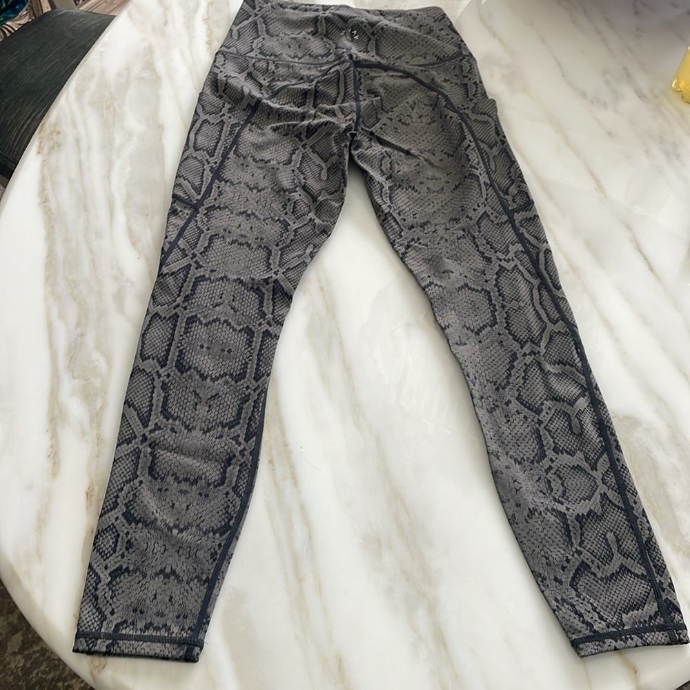 Varley Snake Print High Compression Leggings With… - image 5